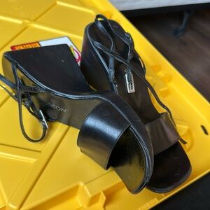 Hanson Brazil Flatform Women's Size 6